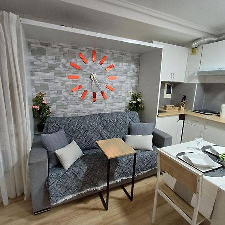 Alicante Postiguet Studios Luaran gambar