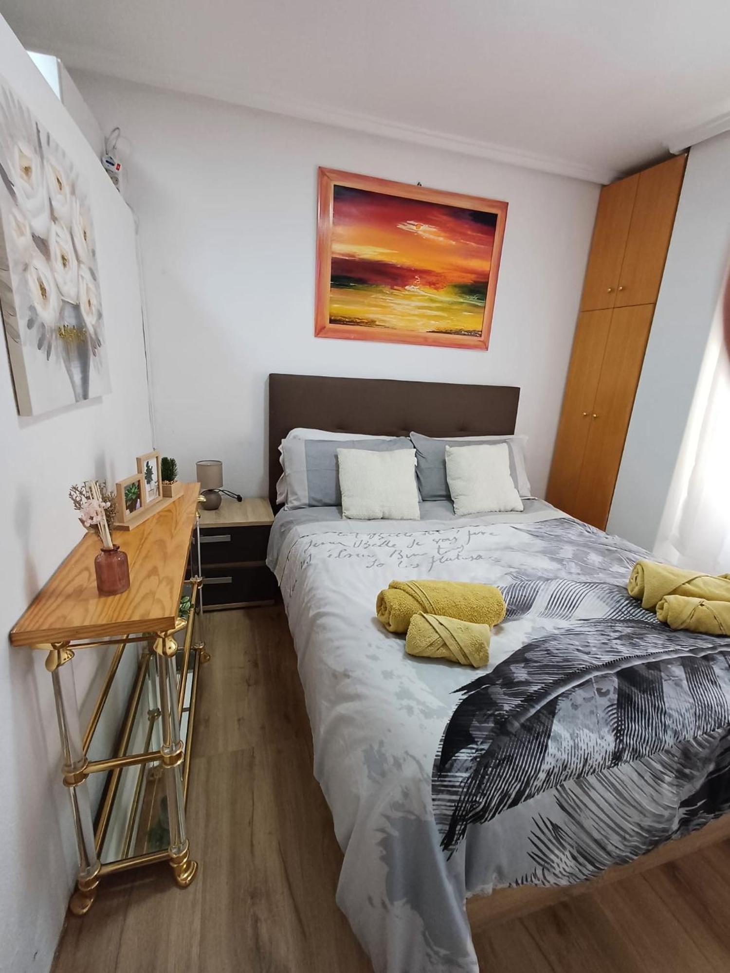 Alicante Postiguet Studios Luaran gambar