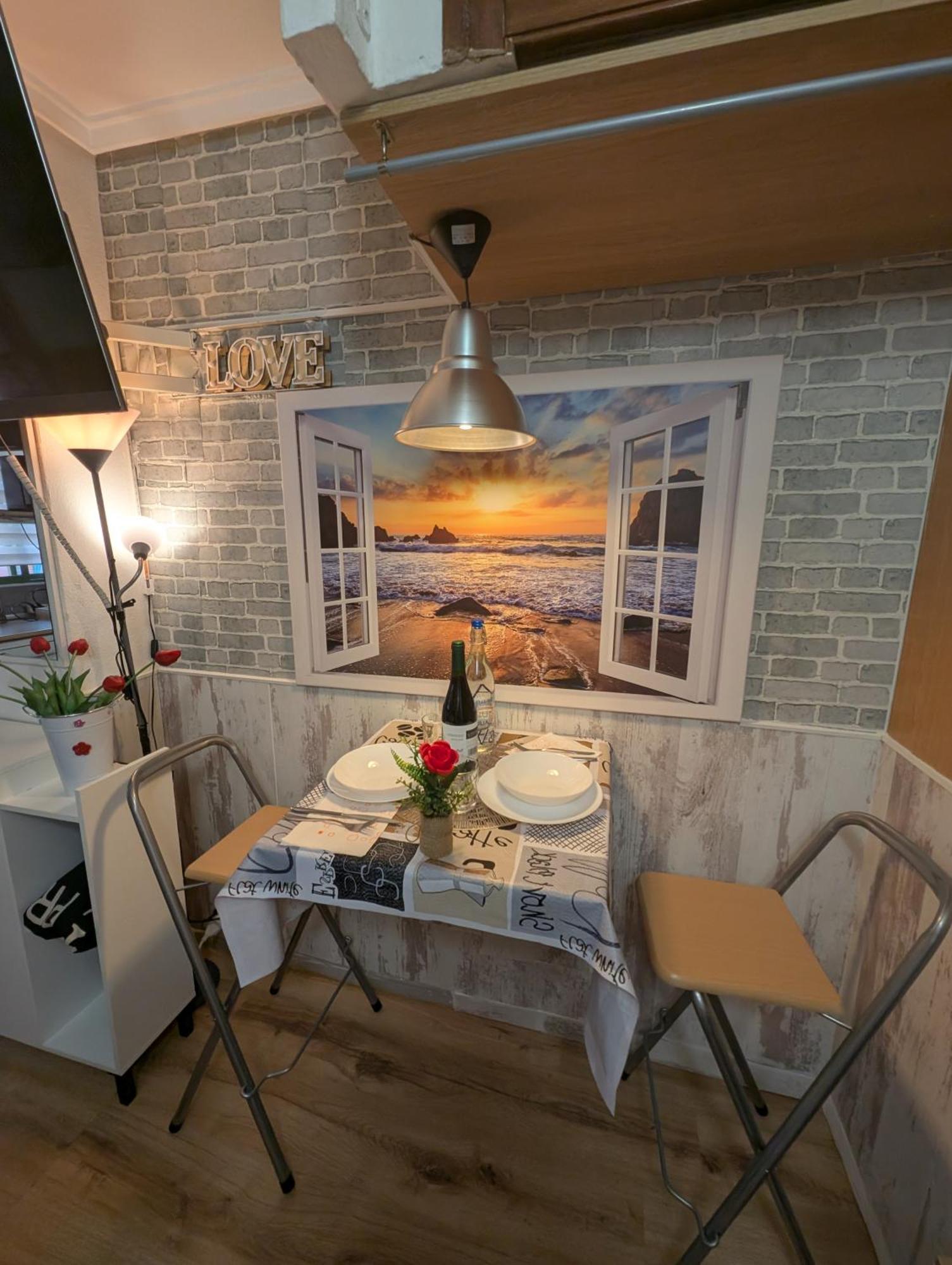 Alicante Postiguet Studios Luaran gambar